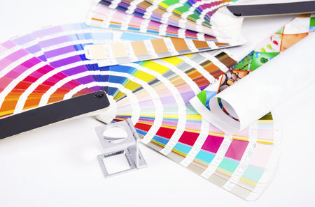 The Historical Evolution of Colour Palettes in British Homes