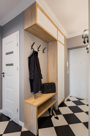 Transforming Hallways: Effective Entryway Storage Ideas for Narrow UK Spaces
