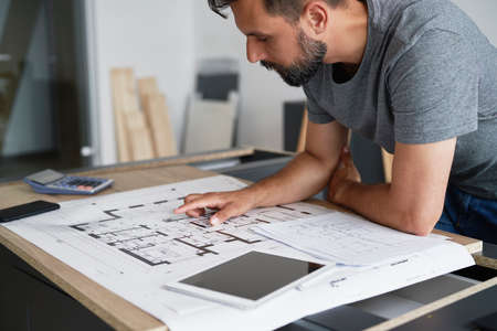 Sourcing Materials: Who’s Responsible—You or the Tradesperson?