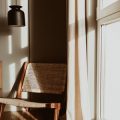 Achieving Light and Warmth: Using Natural Finishes in Britain’s Often Gloomy Weather